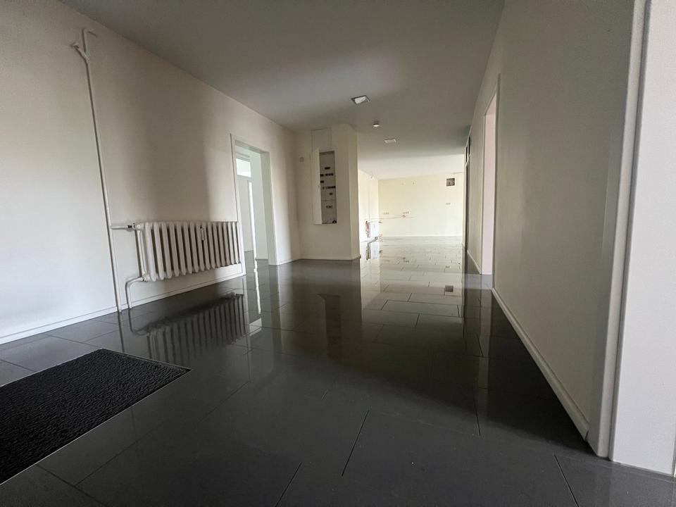 Thumbnail-Große Gewerbeeinheit mit 208,51 m² im 1. Obergeschoss in Zittau