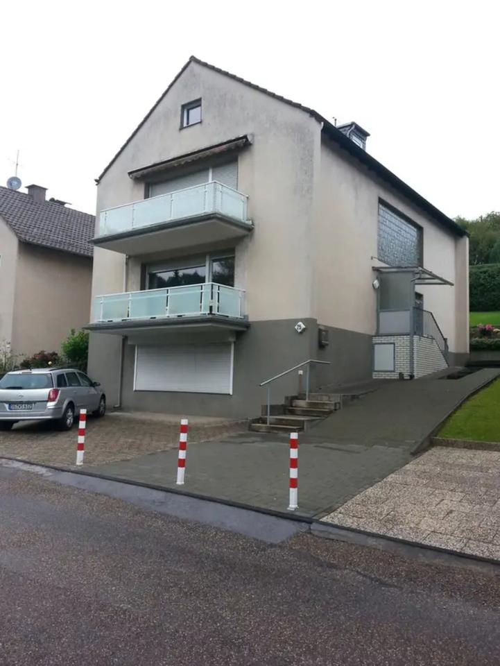 Thumbnail-5 Zimmer Maisonette Wohnung 125 m² in 3 Familienhaus zu vermieten