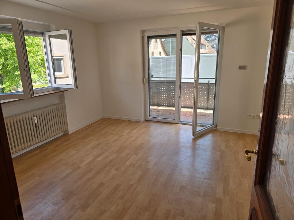 Thumbnail-3-Zi.-Wohnung, nah am Grünen in March-Holzhausen (Privatanzeige)