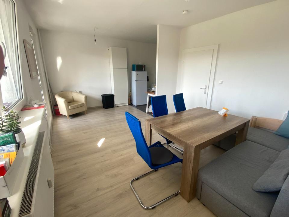 Thumbnail-Möblierte 3-Zimmer-Wohnung im Zentrum Neustadt – ab August