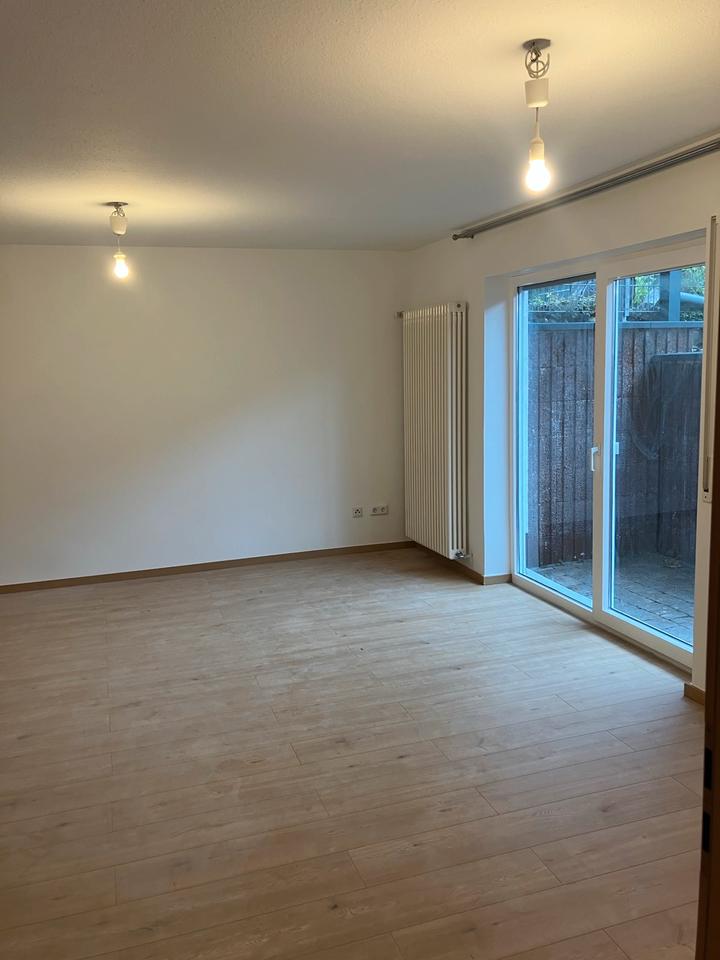 Thumbnail-40m2, direkt an der UNI, Warmmiete, Garage, EBK, Terrasse