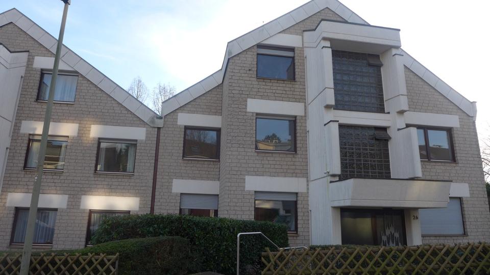 Thumbnail-Ruhige, lichtdurchflutete 4 Zi.-Wohnung in Düsseldorf- Erkrath