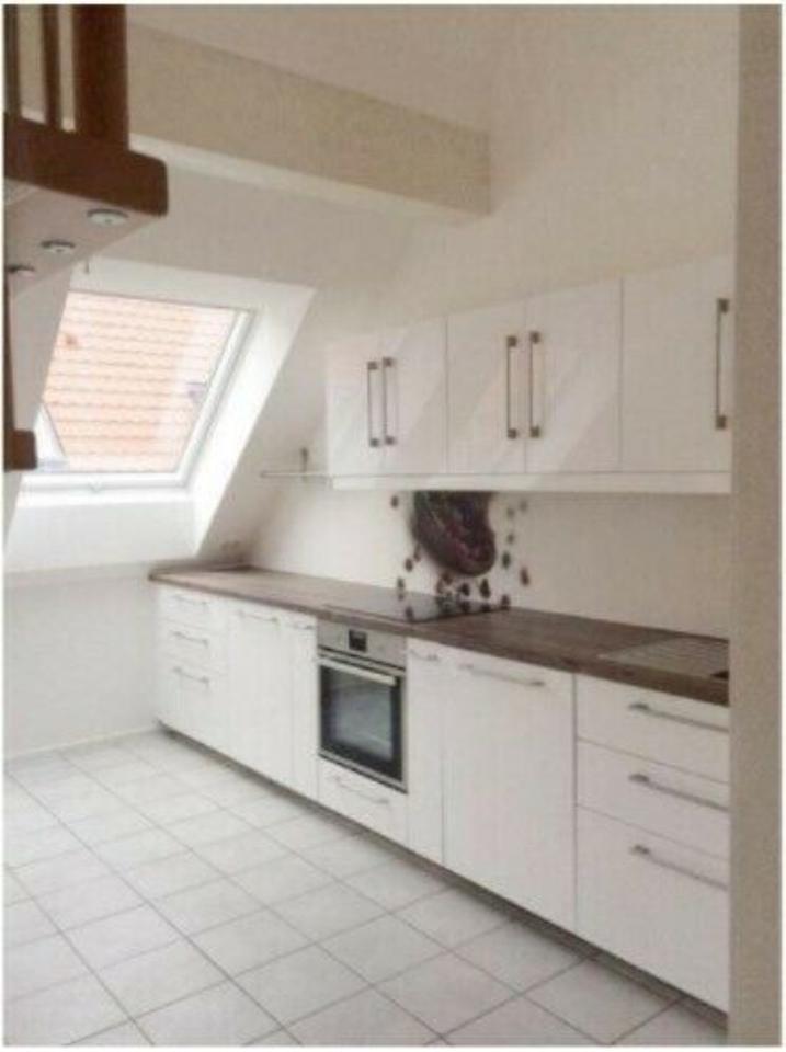 Thumbnail-Helle 3,5Zimmer Maisonettewohnung mit Balkon und Einbauküche