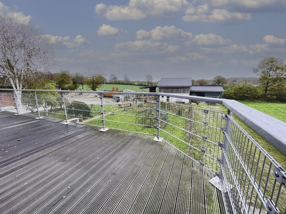 Thumbnail-+++ Nur 800 m bis zur OSTSEE - Renovierte Obergeschosswohnung mit großer Dachterrasse +++