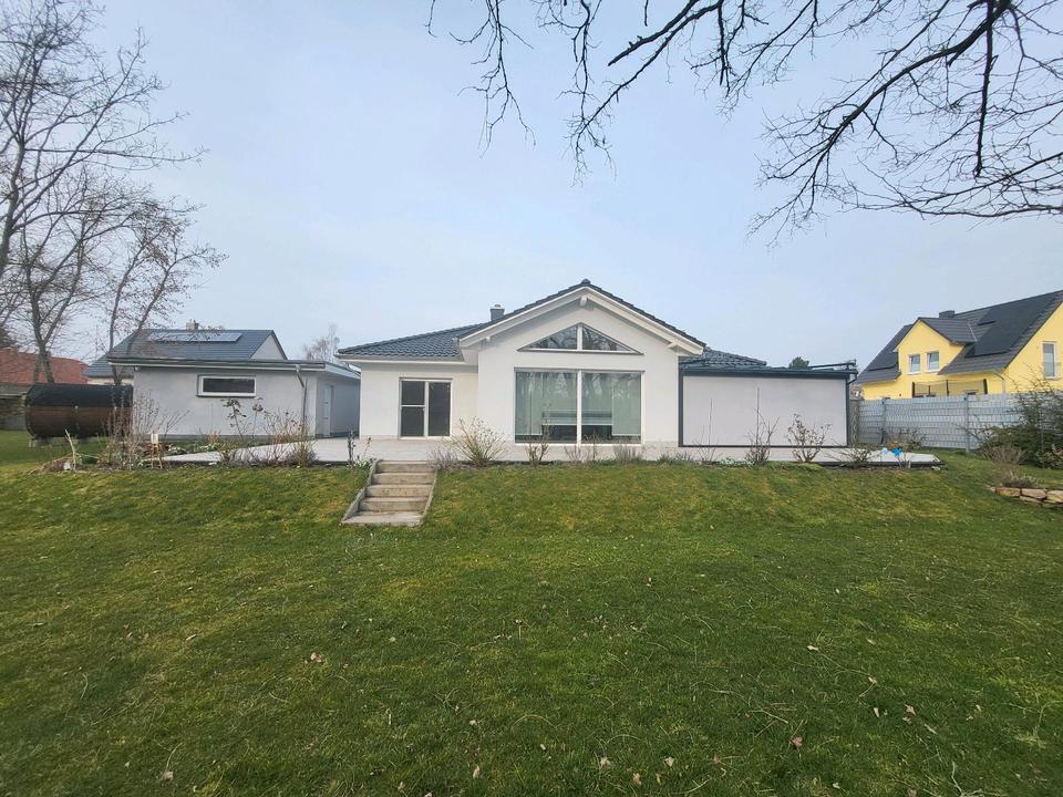 Thumbnail-Neu errichteten Traumhaus auf großem Grundstück in Bad Lauchstädt