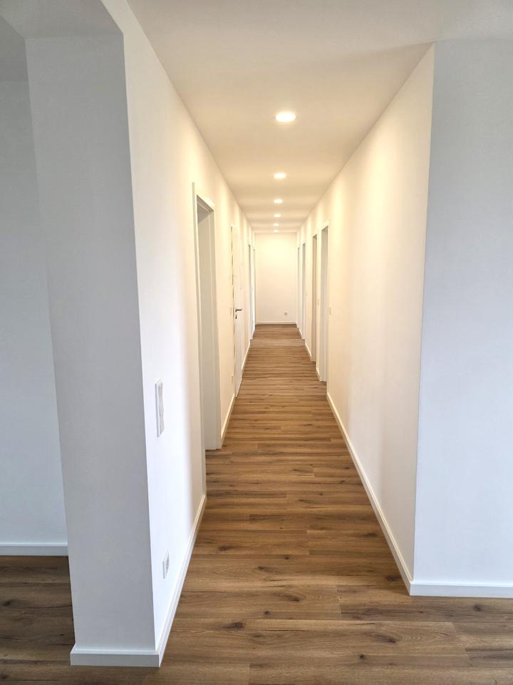 Thumbnail-Sanierte 5-Zimmer-Wohnung mit großem Garten