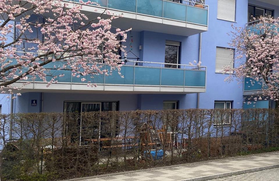 Thumbnail-Moderne 3-Zimmer-Erdgeschosswohnung mit Terrasse u. Garten