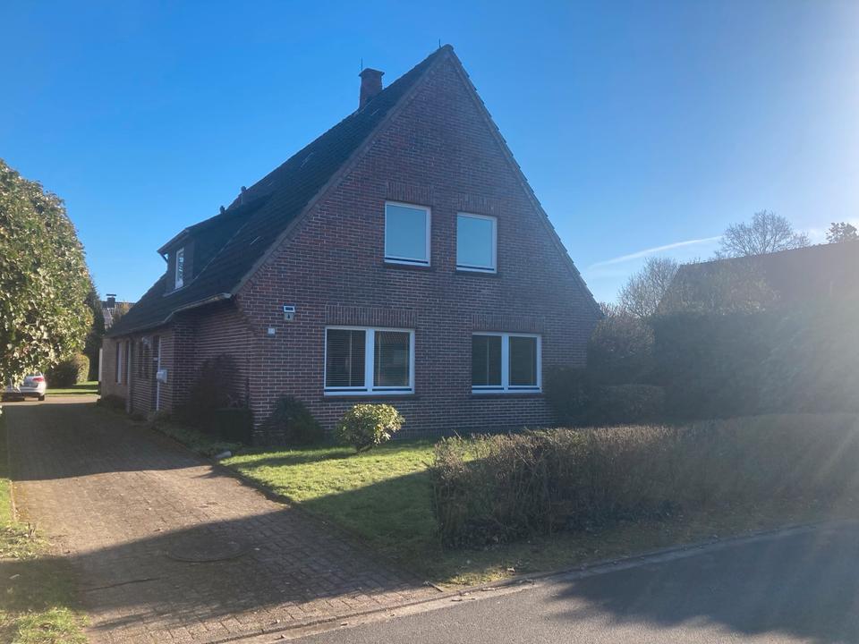 Thumbnail-Großes Haus am Oldenburger Stadtrand - Metjendorf