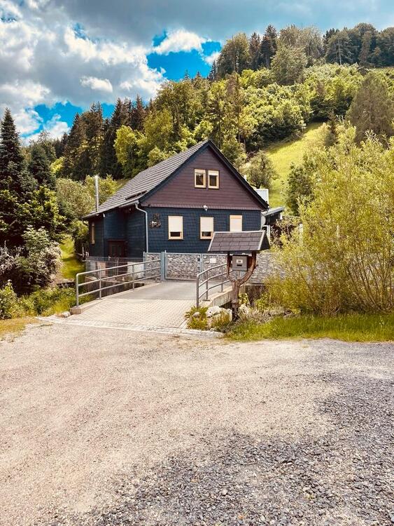 Thumbnail-Handwerkerhaus im Grünen- das neue Heim für geschickte Hände