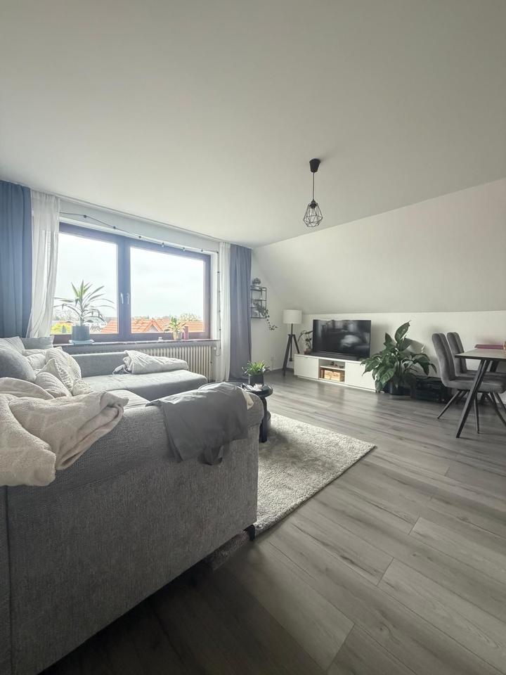 Thumbnail-Helle 3-Zimmer-Dachgeschosswohnung in Delmenhorst Lübecker Weg