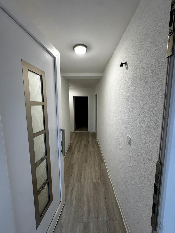 Thumbnail-Wohnung zu vermieten 4zkb kernsaniert!