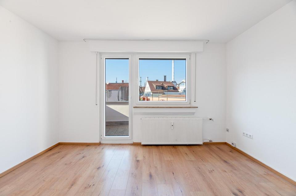 Thumbnail-Helle 2-Zimmer Wohnung mit großer Terrasse in Stuttgart