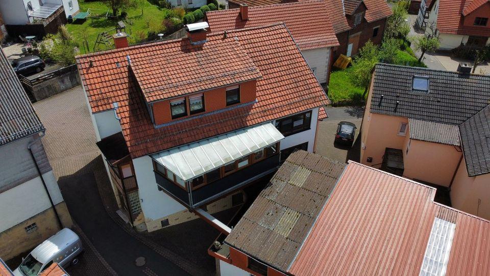 Thumbnail-Großzügiges Zweifamilienhaus mit separatem Gartengrundstück