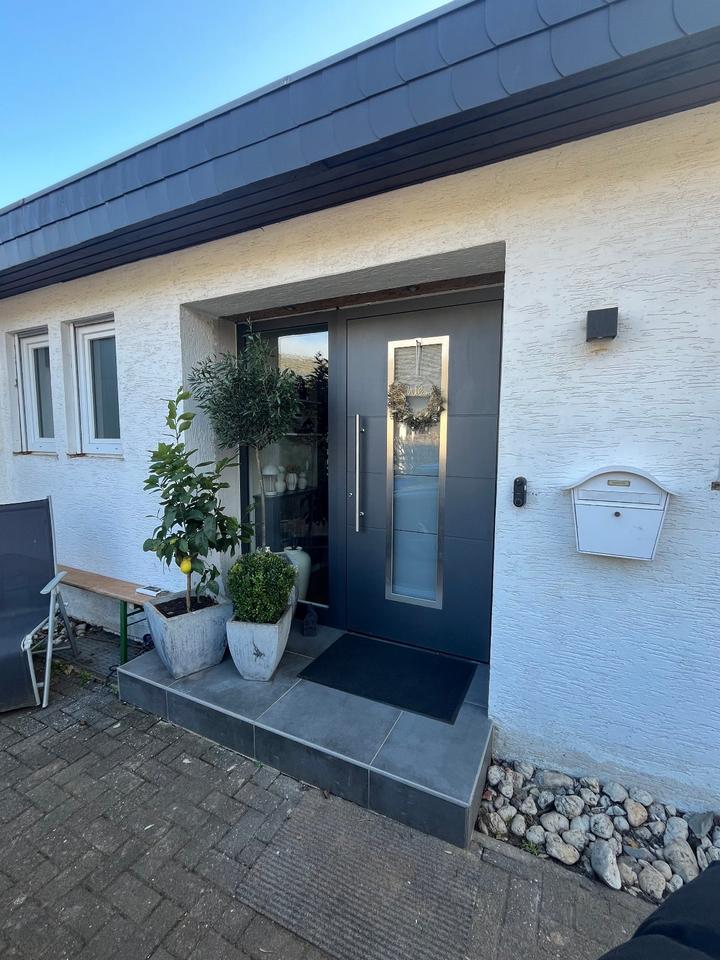 Thumbnail-Saniertes Einfamilienhaus (Bungalow) in ruhiger, zantraler Lage