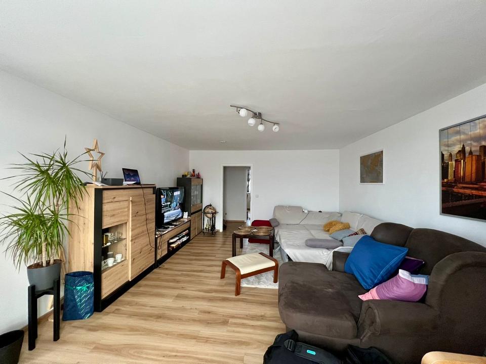 Thumbnail-Gehobene 3-Zimmer-Wohnung mit Einbauküche und Balkon in Rethen