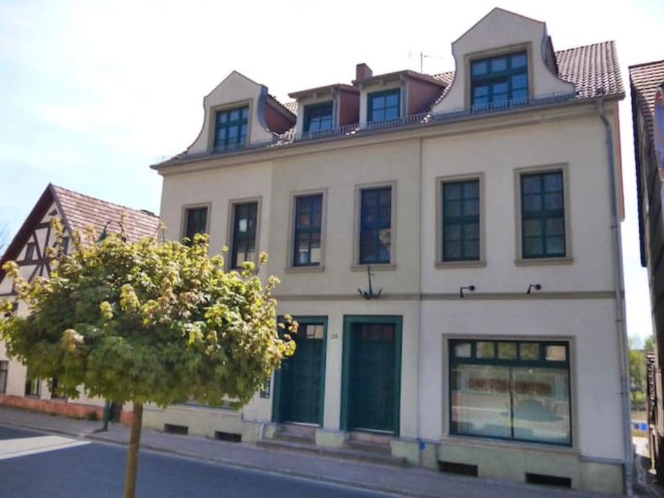 Thumbnail-3,5 Raumwohnung, Panoramablick, 3 - 4 Zimmerwohnung, Altbauetage