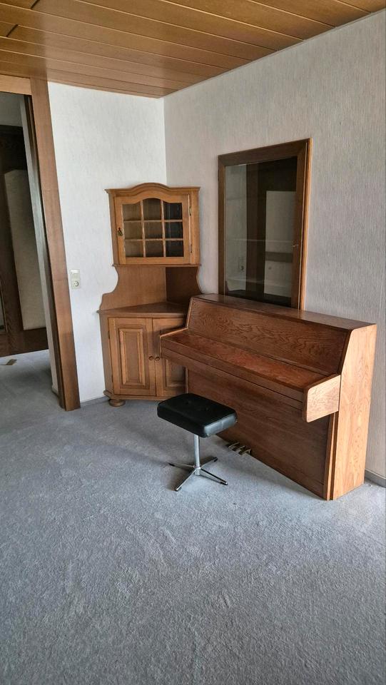 Thumbnail-3,5 Zimmer Wohnung mit Garage zu vermieten in Bad Urach. WM