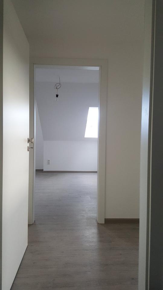 Thumbnail-Niedrigenergiedachgeschosswohnung Kfw 55 als Nichtraucherwohnung