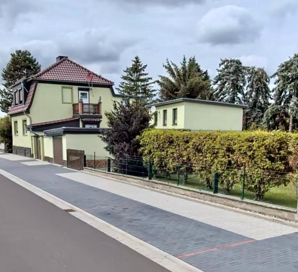 Thumbnail-Einfamilienhaus (EFH) in 39418 Neundorf mit großem Garten