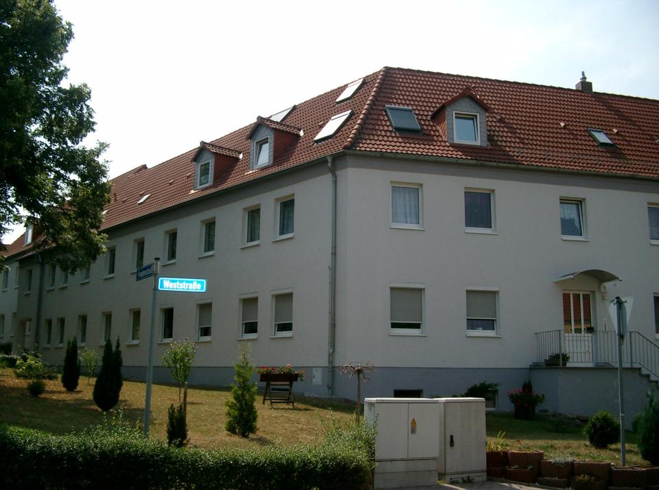 Thumbnail-Tröglitz Großzügige DG-Maisonettenwohnung in ruhiger, grüner Lage