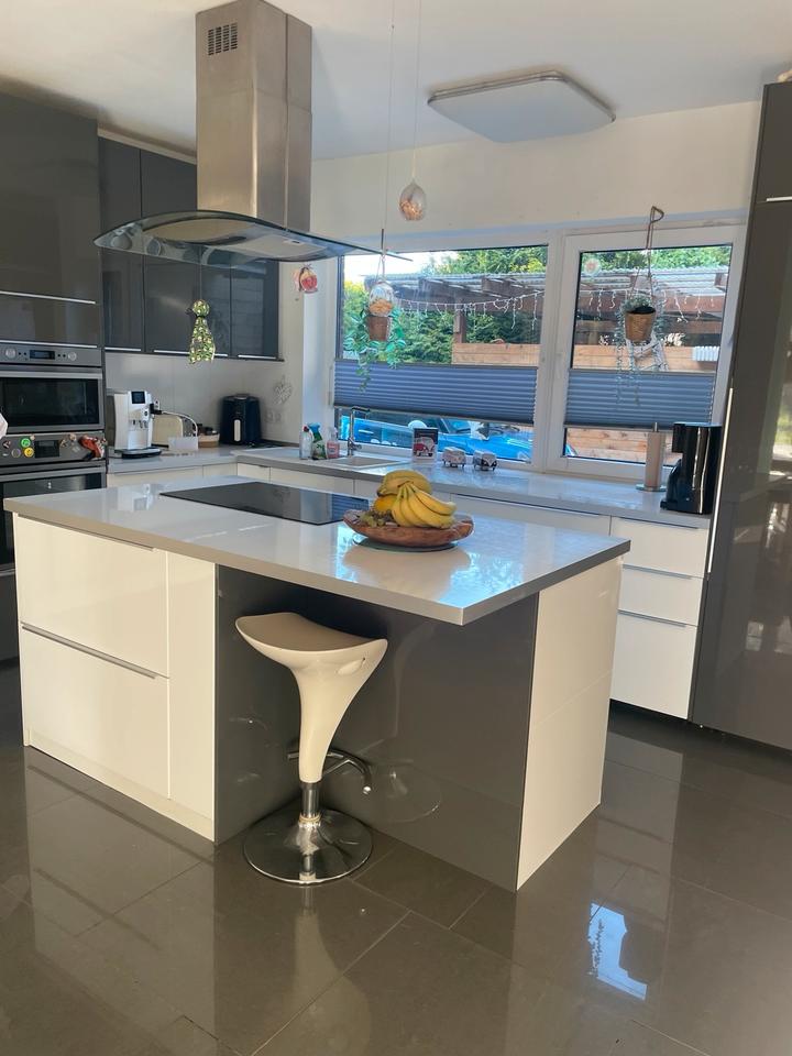 Thumbnail-Liebevoll modernisierte „alte Schule“ mit Eiliegerwohnung