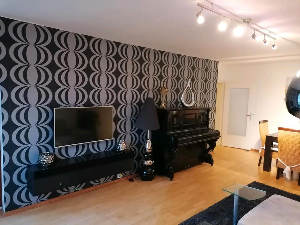 Thumbnail-3 Zimmer 80 m2 mit Balkon voll möbliert