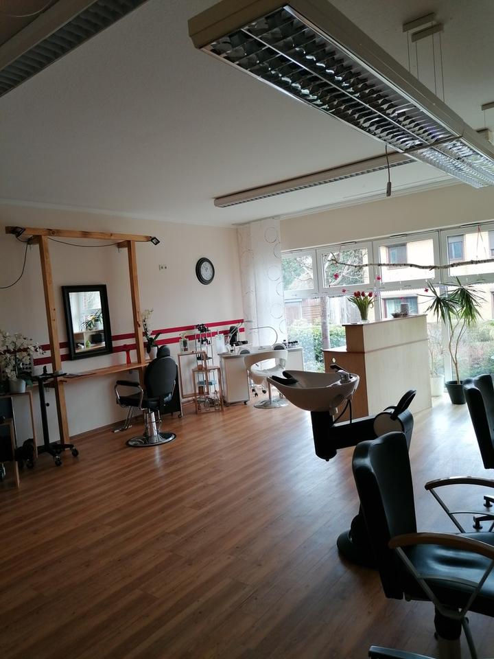 Thumbnail-Friseursalon Friseurladen Kosmetikladen Fußpflege Henstedt Ulzburg