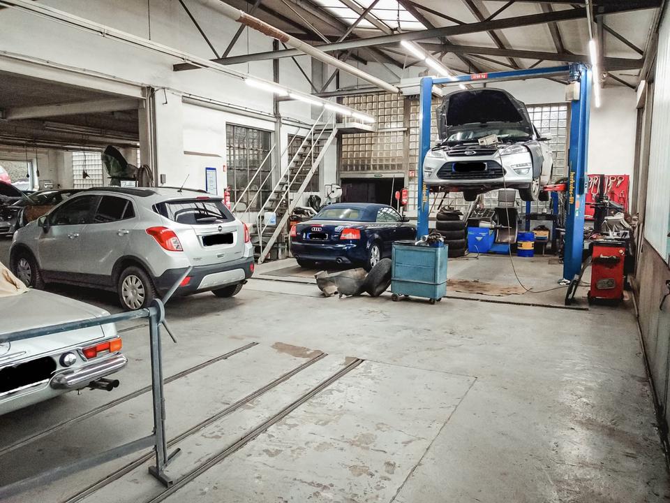 Thumbnail-Vermietung: Autolackiererei Autowerkstatt Lackiererei