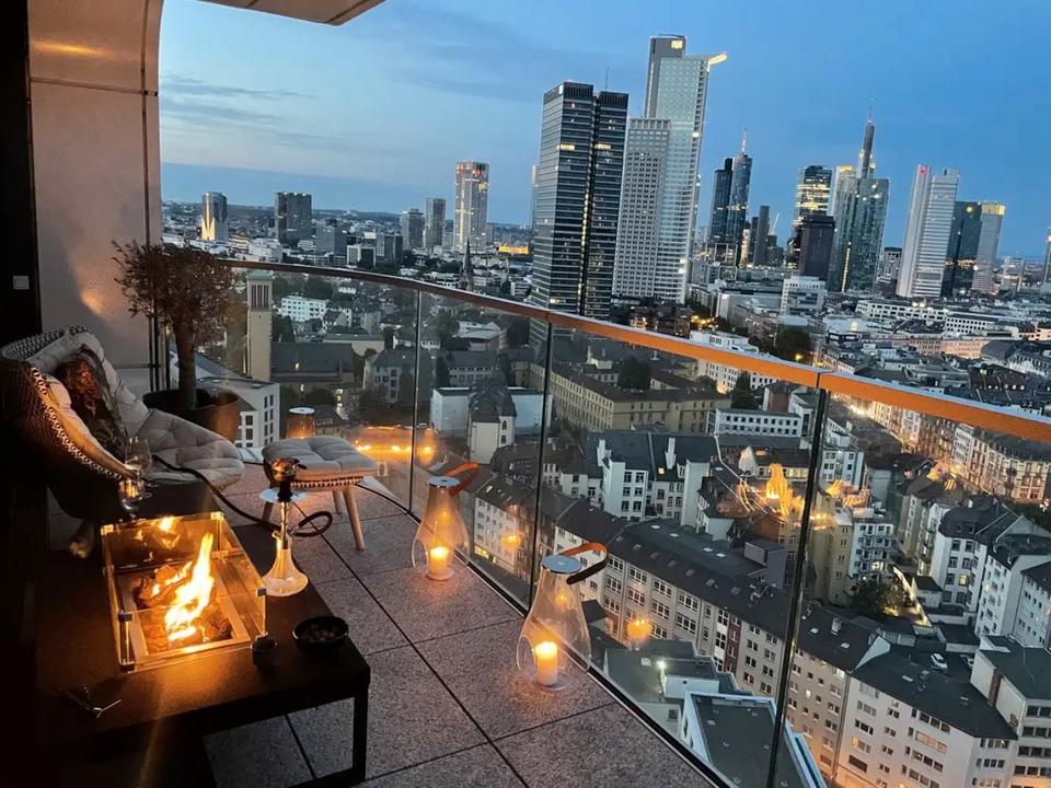 Thumbnail-Grand Tower - Luxuriöse 4-Zimmer Wohnung mit Balkon und EBK