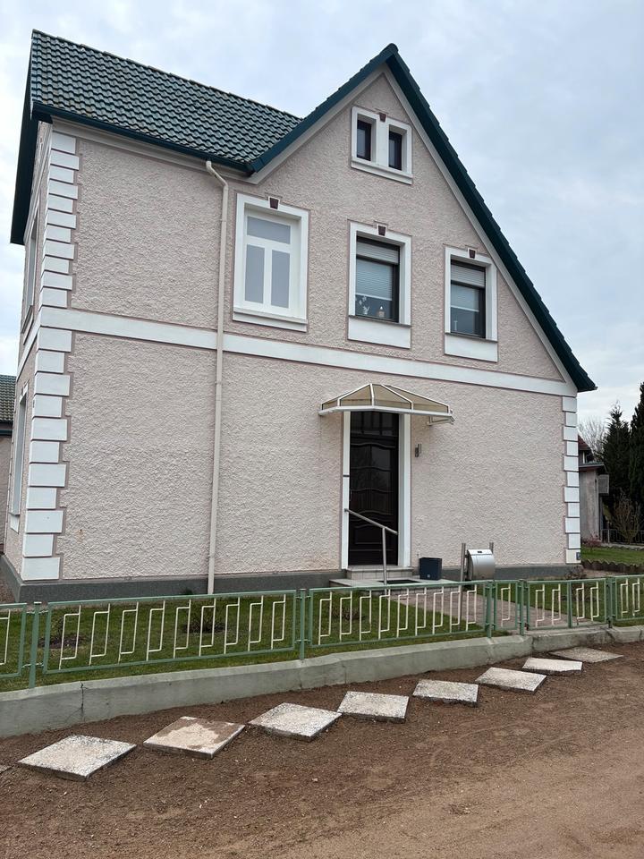 Thumbnail-Mehrfamilienhaus freistehend