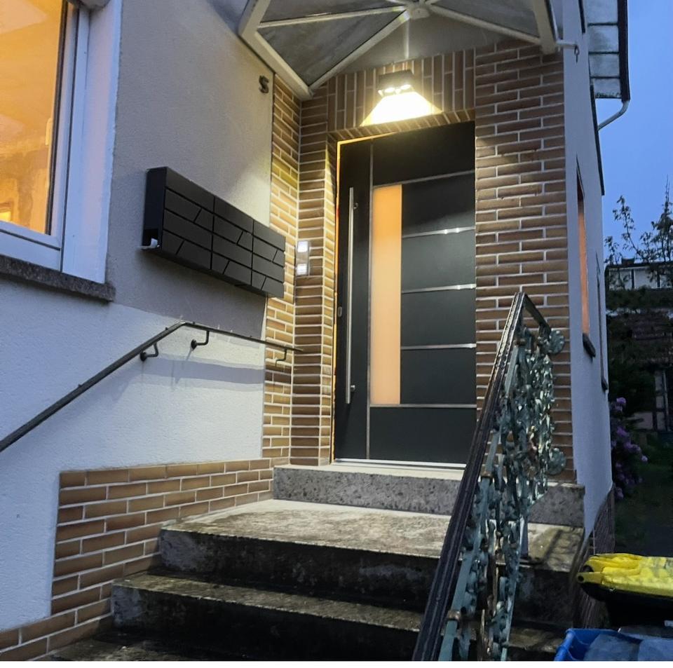 Thumbnail-Kernsanierte helle 2,5 Zimmerwohnung 3 Familienhaus