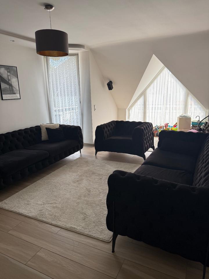 Thumbnail-Charmante, umfassend sanierte Wohnung mit 66 m² Wfl. + 33 m² Nfl.