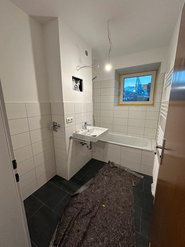 Thumbnail-Frisch saniert mit großem Balkon! Familienfreundliche 3-Zimmer-Wohnung