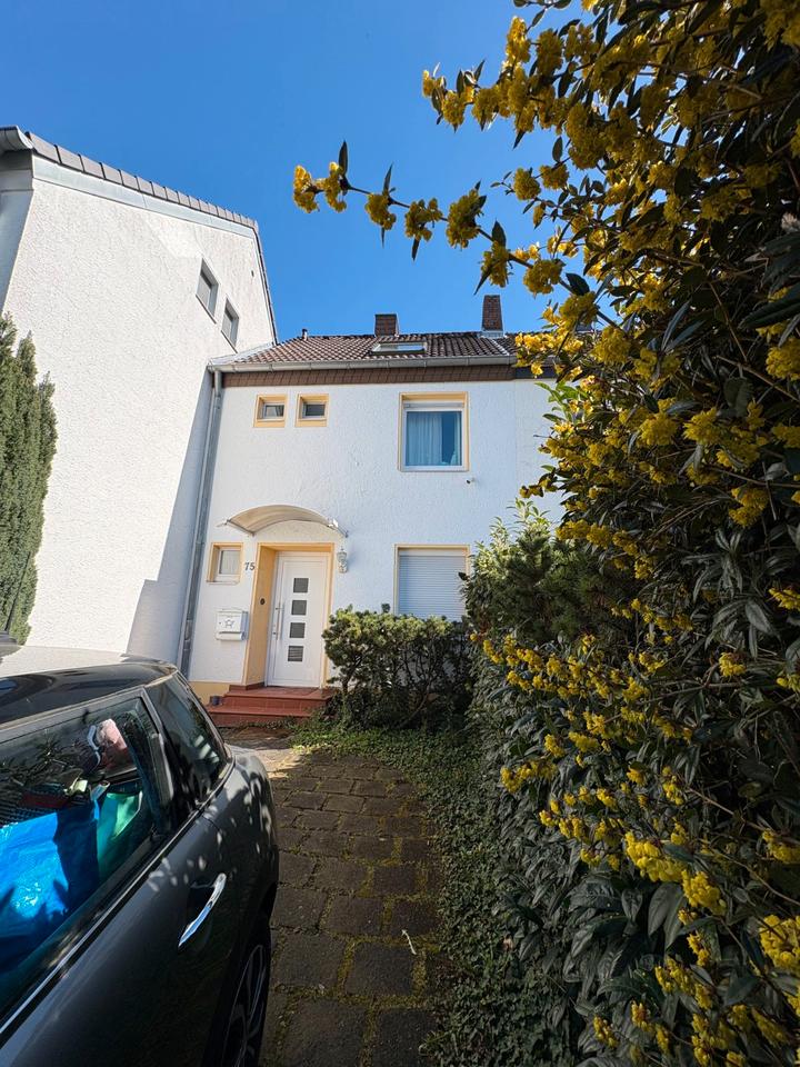 Thumbnail-Reihenmittelhaus in Köln – 5 Zimmer, provisionsfrei & bezugsfrei