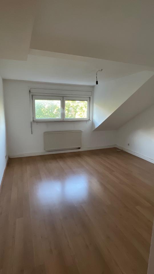Thumbnail-Helle DG-Wohnung in Karlsruhe Innenstadt – ideal als 2er-WG