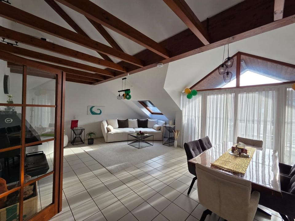 Thumbnail-Provisionsfrei: 3-Zimmer - Wohnung mit Loggia & Waldblick