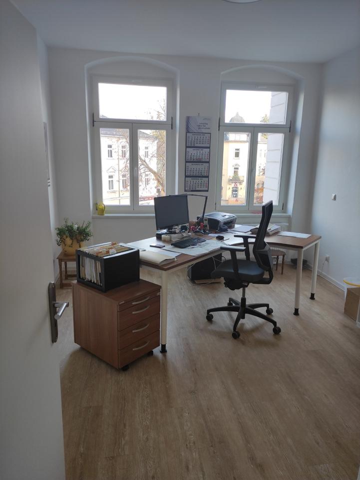 Thumbnail-Eigener Büroraum in kleiner Bürogemeinschaft für kreative Köpfe o