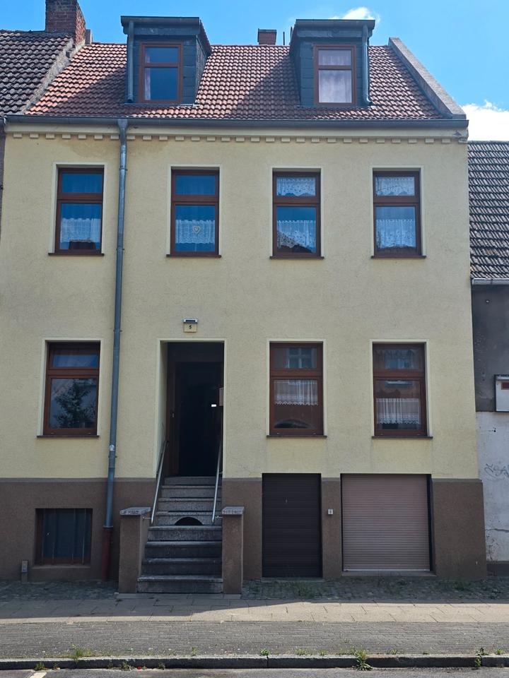 Thumbnail-Ein EinMehrfamilienhaus Generationen Haus mit Potential