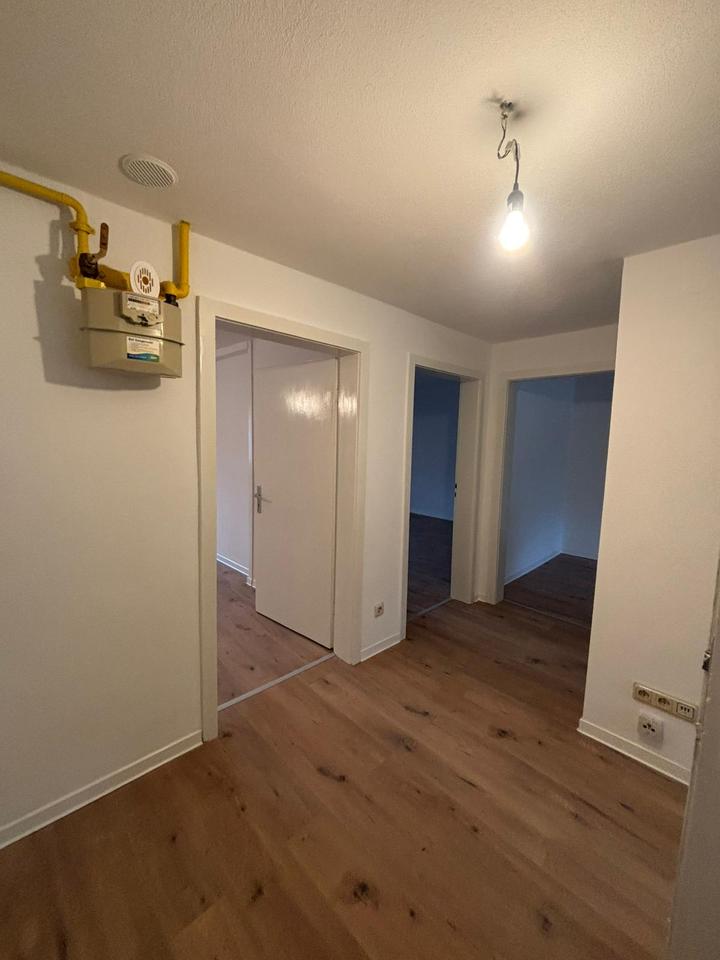 Thumbnail-Frisch renovierte DG Wohnung in zentraler Lage mit viel Stauraum