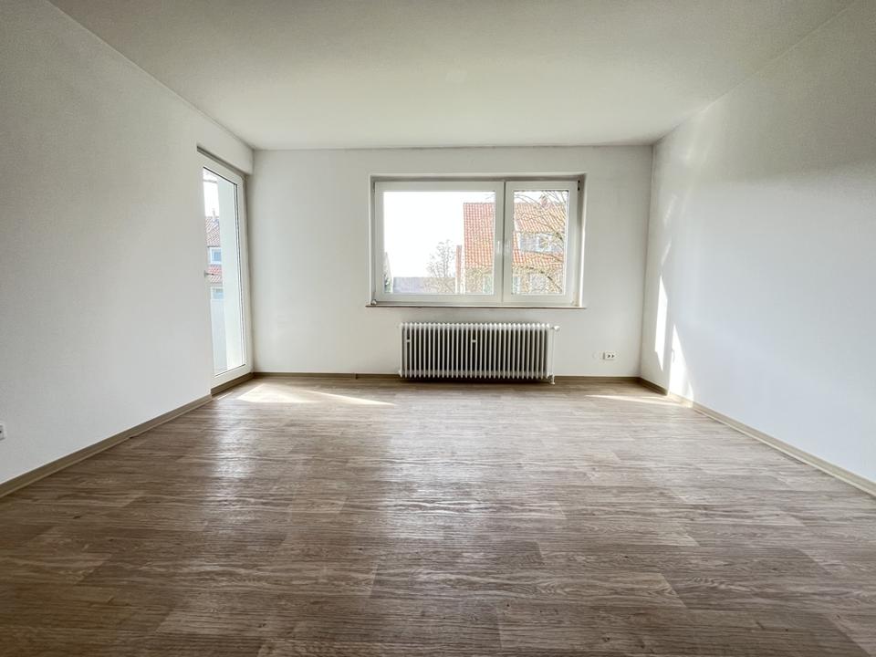Thumbnail-Helle 3 Zimmer Wohnung