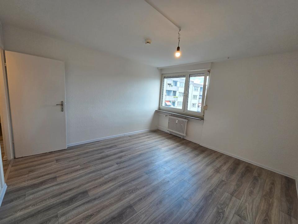 Thumbnail-Gepflegte 2-Zimmer-Wohnung mit Aufzug – für Mieter, die sofort entscheiden!