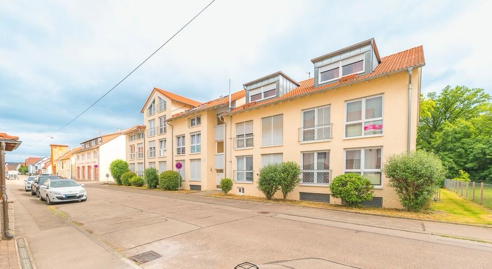 Thumbnail-Helle 2-Zimmer-Wohnung Maisonette ES-Berkheim