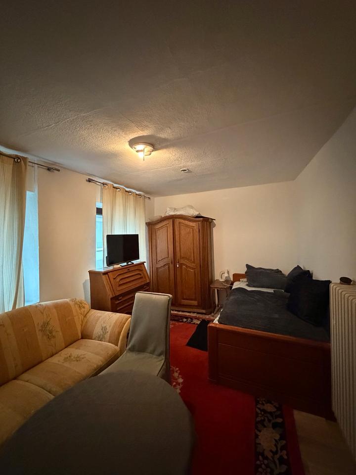 Thumbnail-Schönes möbliertes WG-Zimmer