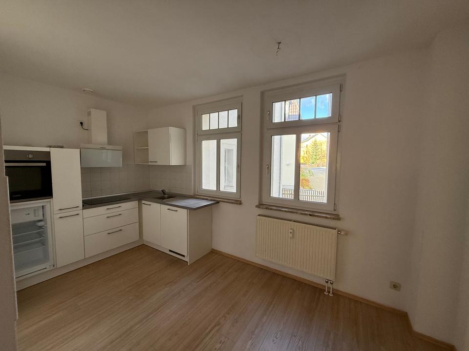 Thumbnail-Traumhafte 3-Raum-Wohnung im Zentrum mit Balkon, Stellplatz und Schloß-Blick