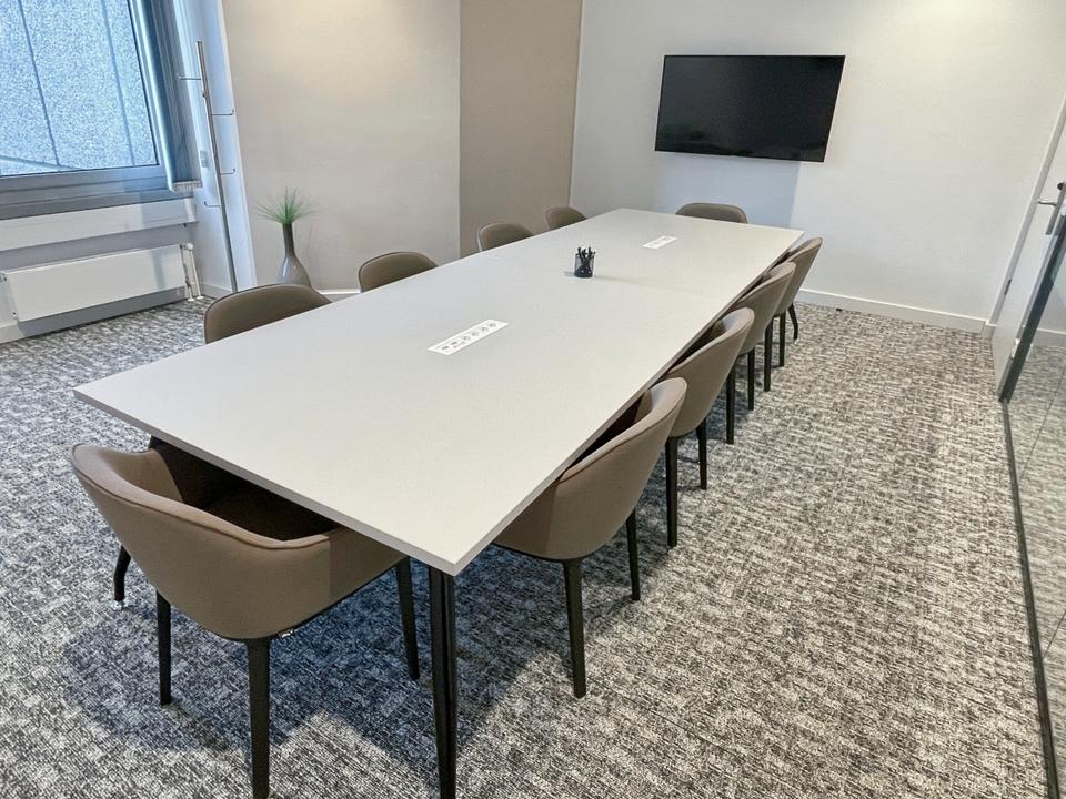 Thumbnail-Privater Büroraum für 4 Person in Regus Florianturm