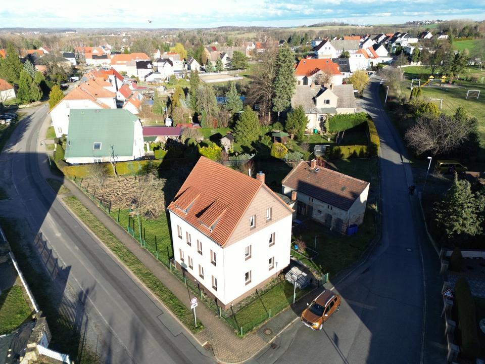 Thumbnail-Gemütliches Einfamilienhaus mit großem Grundstück in Spora