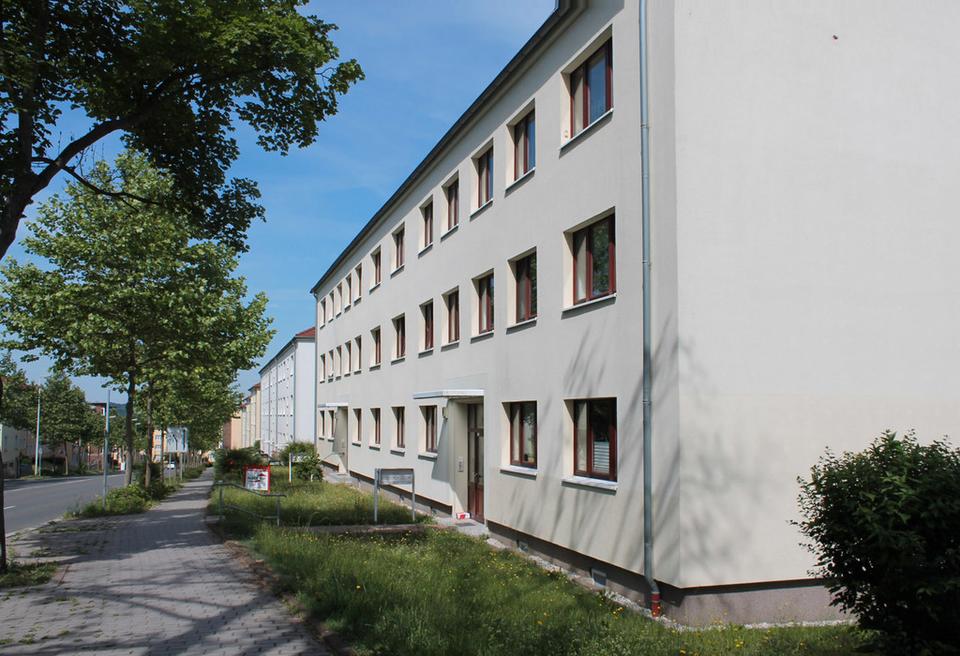 Thumbnail-Sanierte 3-Raum-Wohnung mit Badewanne und Balkon