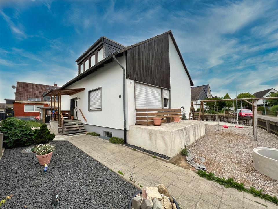 Thumbnail-Groß Gleidingen: DG Wohnung mit 3 Zimmern und ca. 85qm