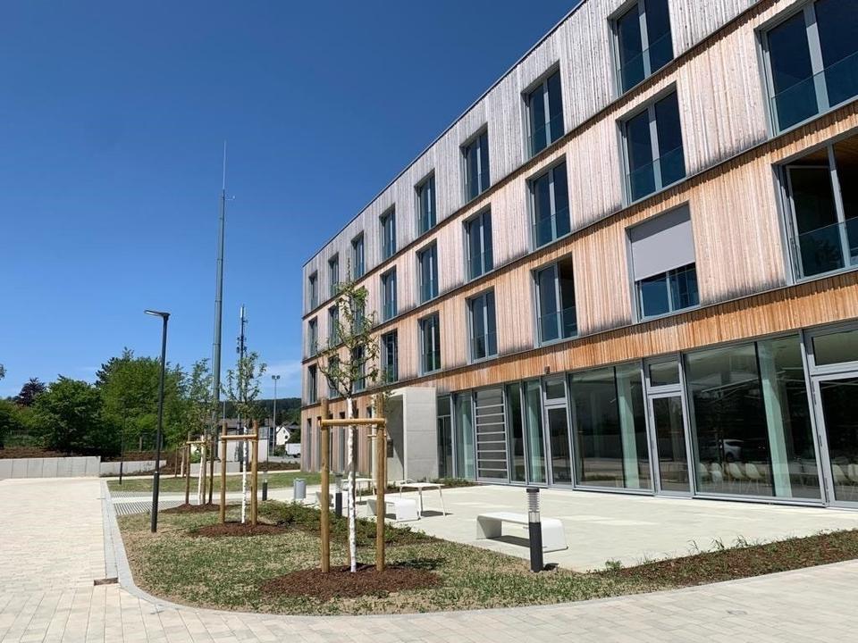 Thumbnail-Topmodernes Arbeitsumfeld in repräsentativen Räumlichkeiten im FrankenwaldNaila – Büroräume ab ca. 36 m²