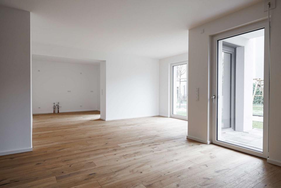 Thumbnail-Elegante 5-Zimmer-Wohnung mit Terrasse, Fußbodenheizung & Tiefgarage, auf Wunsch mit EBK, Erstbezug